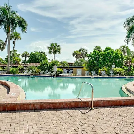 Naples Studio Near Everglades With Marina Access